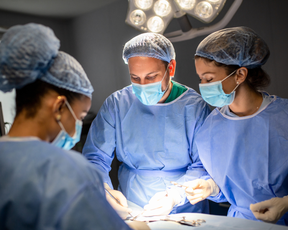 Paciente que teve gaze esquecida no abdômen após cirurgia será indenizado em R$ 113 mil